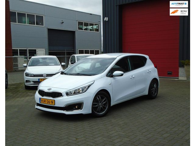 Kia cee'd 1.4 DynamicLine,Navi,Klima,Cruise