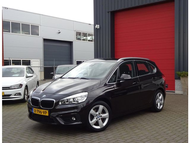 BMW 2 Serie Active Tourer 218i Luxury,Navi,Cruise,Trekhaak